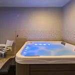 Apartament 5235-8 In