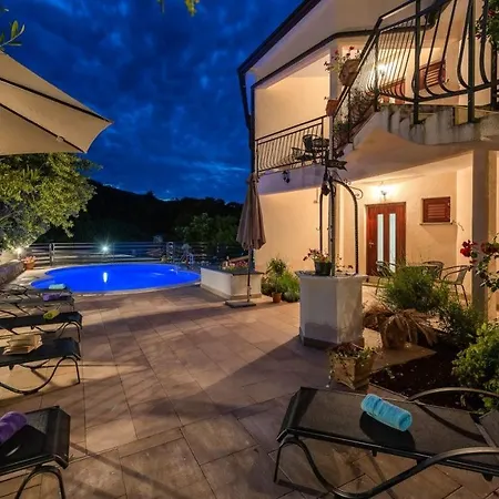 Apartament 5235-8 In Drenje (Istria)