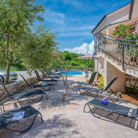 Appartement 5235-8 In Drenje (Istria)