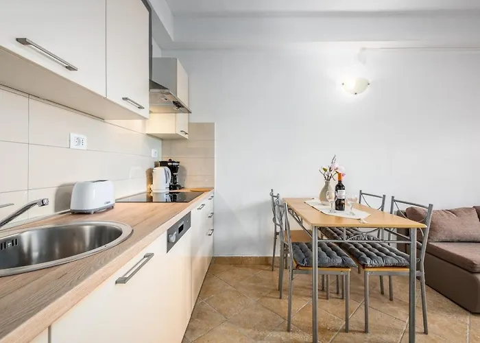 Appartement 5235-8 In Drenje (Istria)